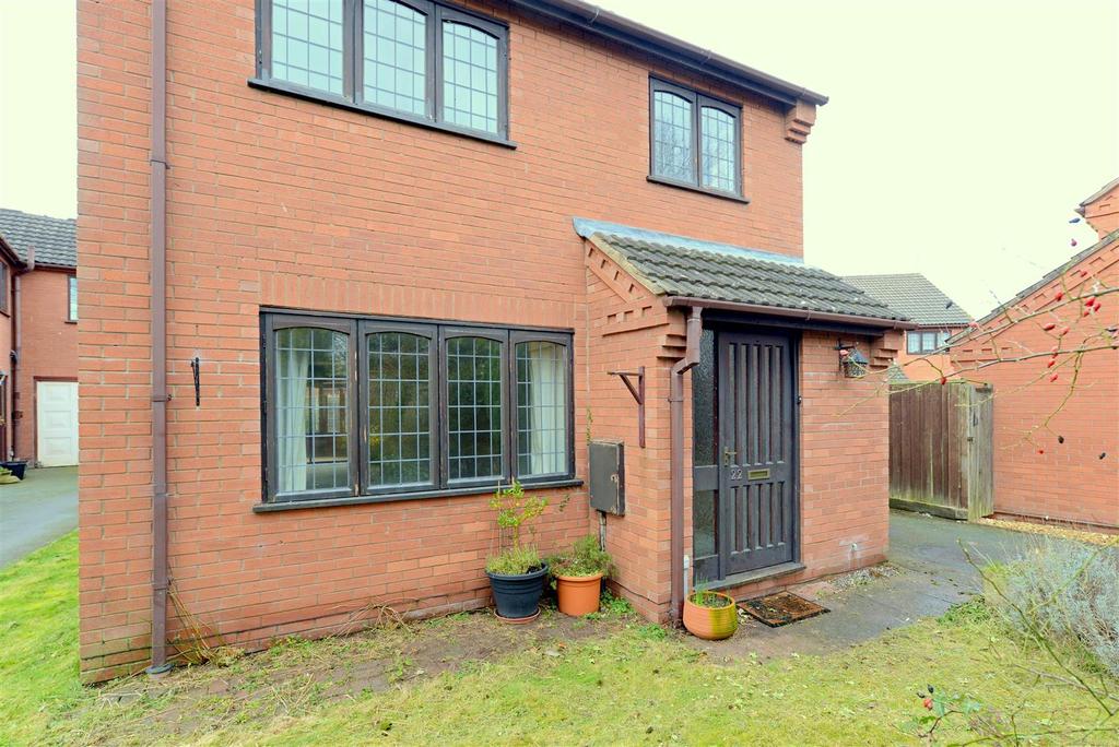 Willow Park, Minsterley, Shrewsbury 3 bed detached house £250,000
