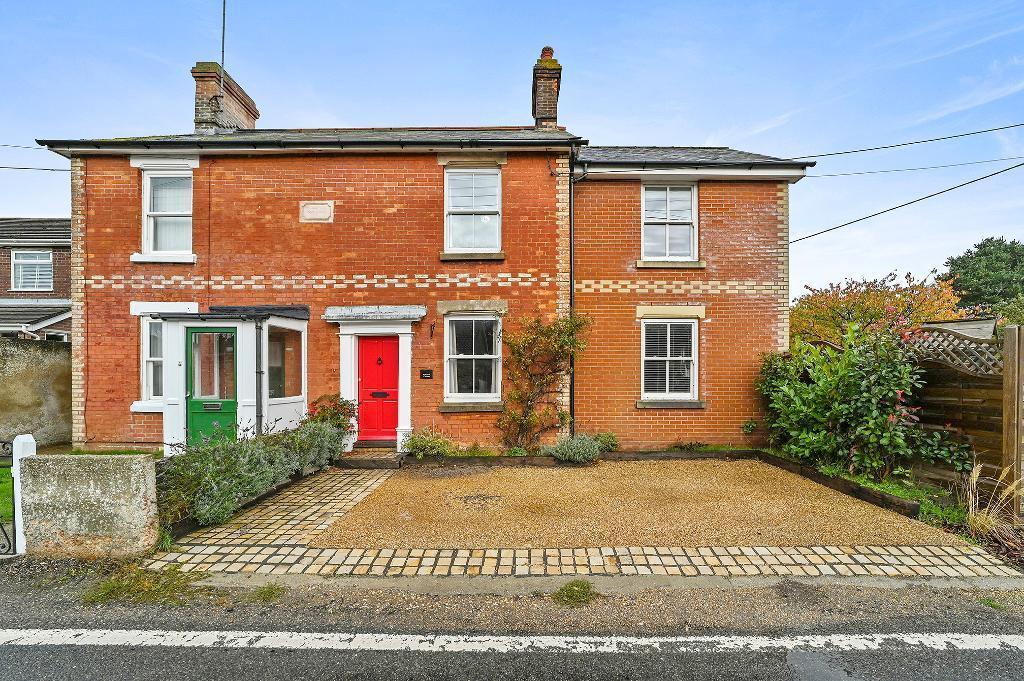 Belle Vue, Steam Mill Road,Bradfield 3 bed semidetached house £400,000