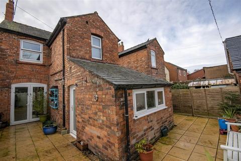 4 bedroom terraced house for sale - Willow Street, Oswestry