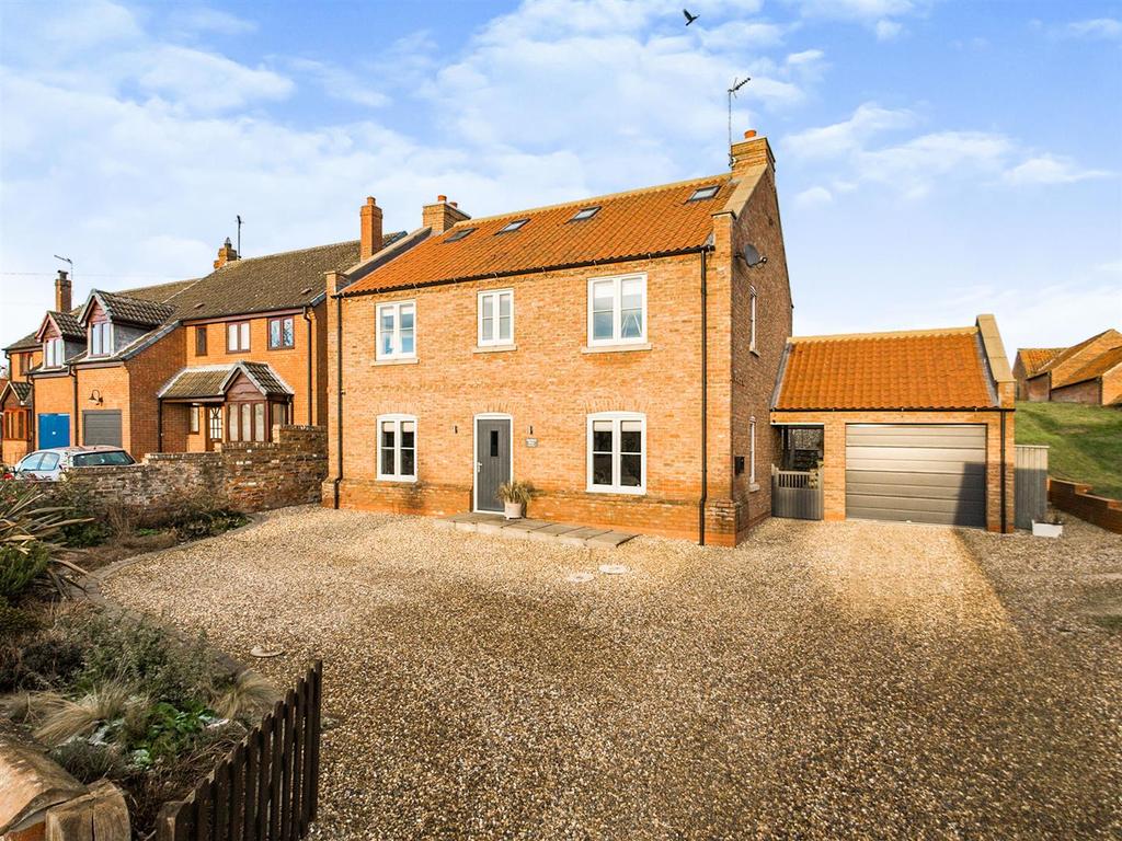 Front Street, Lockington, Driffield 5 bed detached house £500,000