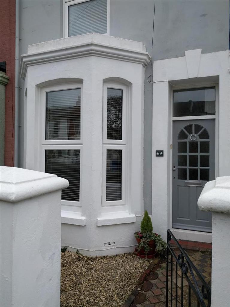 Duncan Road, Southsea,PO5 2QU 3 bed terraced house £1,200 pcm (£277 pw)