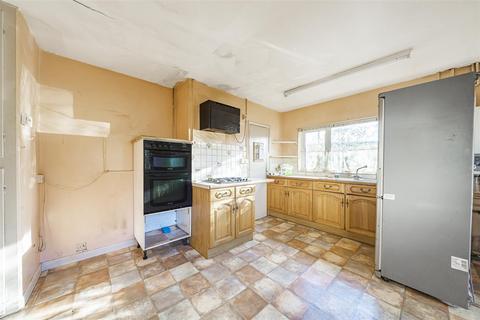 8 Long Meadow, Tiverton, EX16 6EH