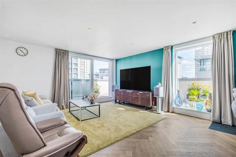 44, Aitons House Pump House Crescent, Brentford, TW8 0FW