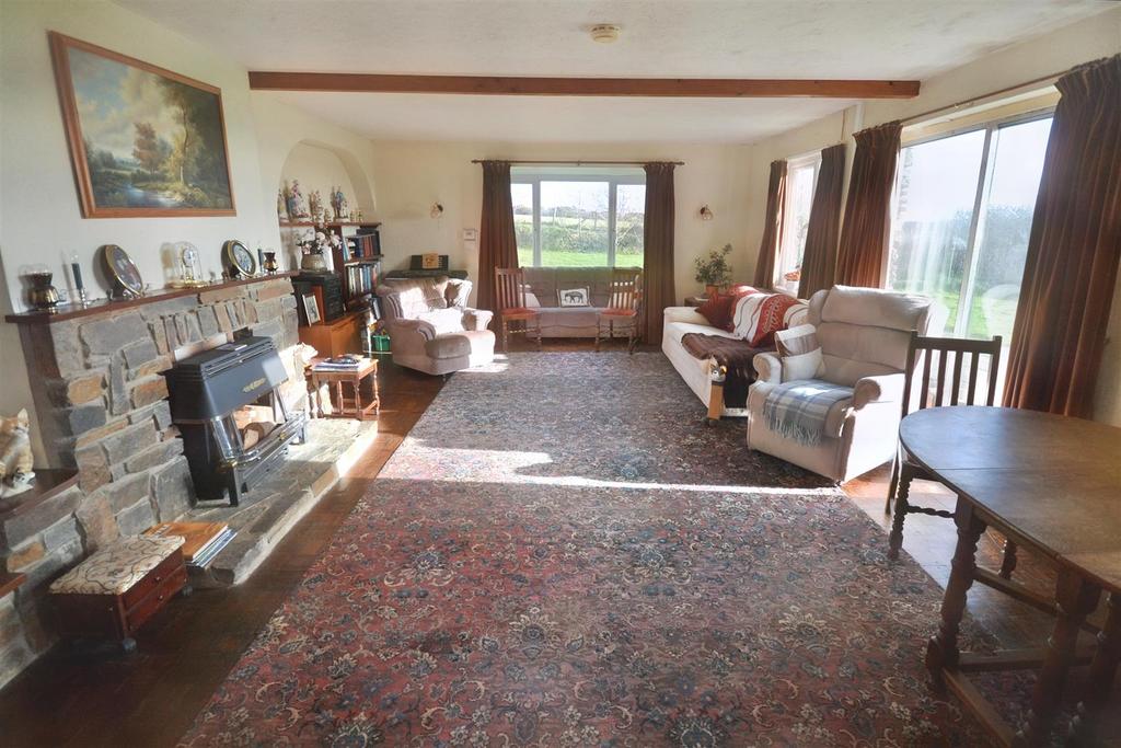 Croesgoch, Haverfordwest 7 bed semidetached house for sale £460,000