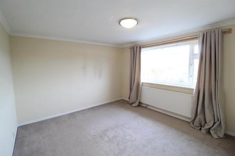 56 Bowland Road, Glossop, SK13 6PF