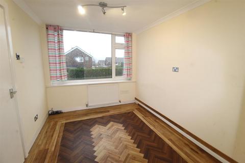 56 Bowland Road, Glossop, SK13 6PF