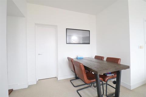 2 bedroom apartment for sale - Old St. Michaels Drive, Braintree