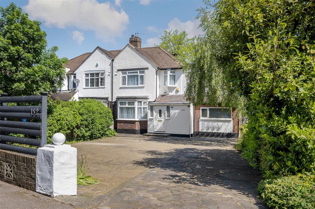 Beverley Way, West Wimbledon, SW20 4 bed house for sale £850,000