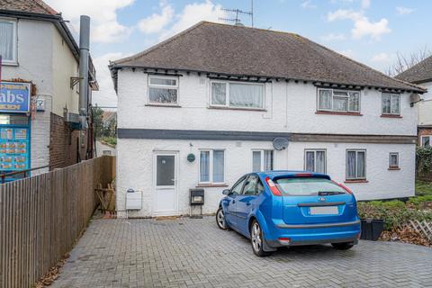 2 bedroom flat for sale - Sturry Road, Canterbury