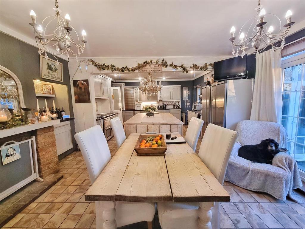 Kitchen Diner