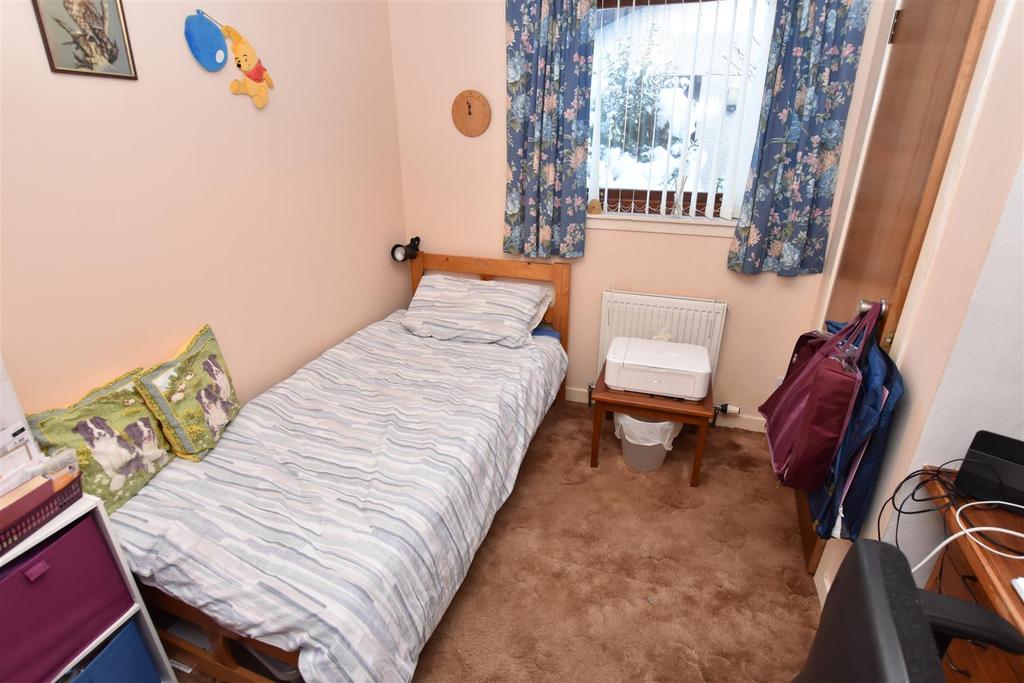 Bedroom 4.jpg