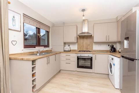 98 Argyll Road, Kinross, KY13 8BL