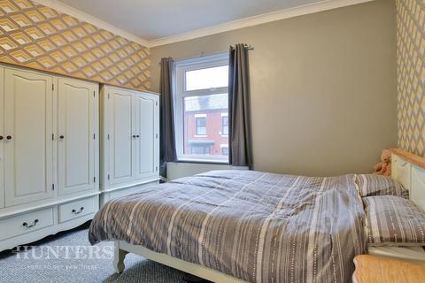 38 Carnarvon Street, Oldham, OL8 3PW
