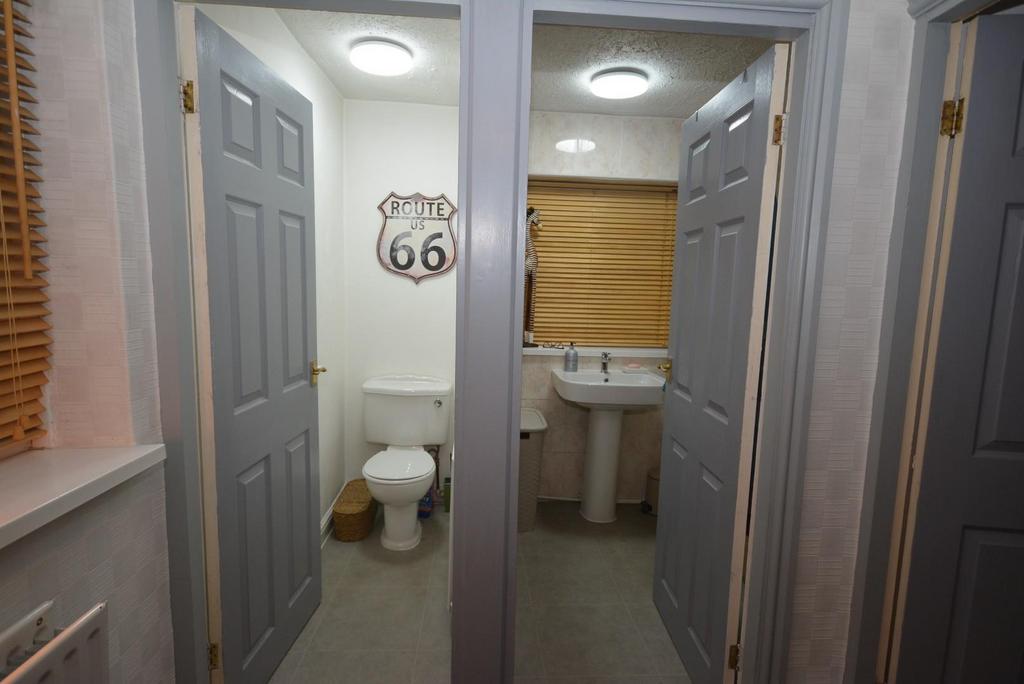 Sep wc &amp; bath.jpg