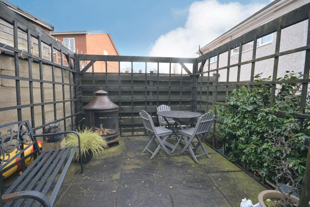 Rear garden 02.JPG