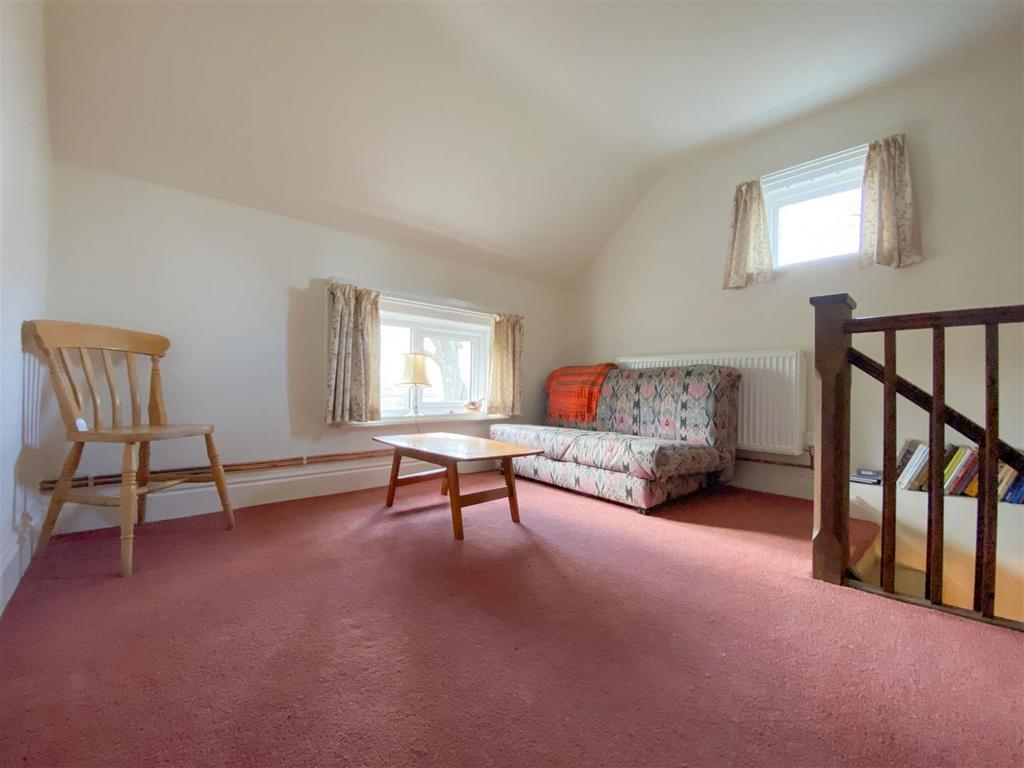 First Floor Landing / Bedroom 3