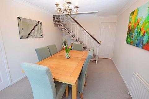 6 Allsworth Close, Newington, Sittingbourne, ME9 7NW