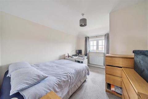48 Barnet Chase, Sherburn In Elmet, Leeds, LS25 6QJ