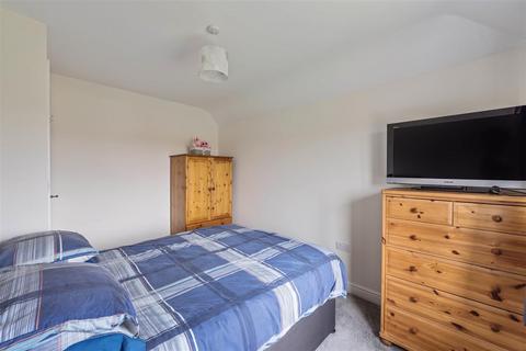 48 Barnet Chase, Sherburn In Elmet, Leeds, LS25 6QJ