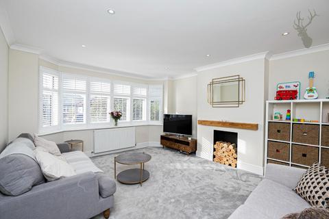 14 Baldocks Road, Theydon Bois, Epping, CM16 7EB