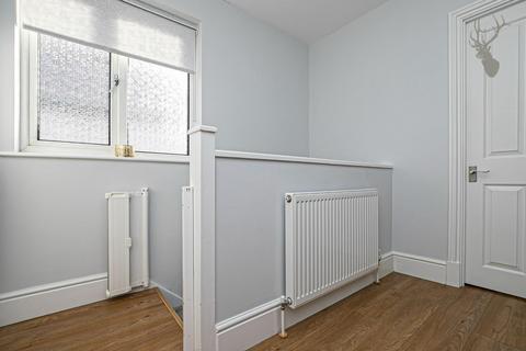 14 Baldocks Road, Theydon Bois, Epping, CM16 7EB