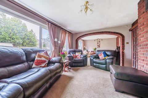 3 bedroom semi-detached house for sale - Canon Close, Rochester