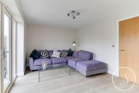 1 Asket Green, Leeds, LS14 1AA
