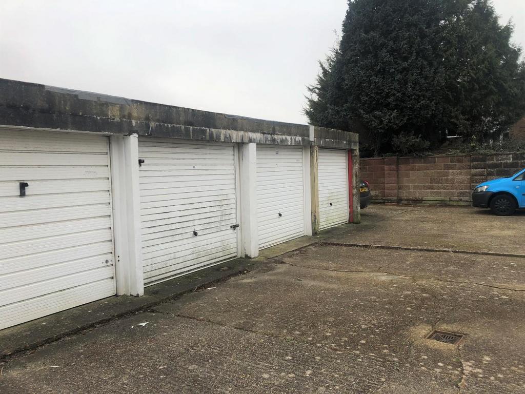 Cokeham Road, Sompting, Lancing Garage £18,000