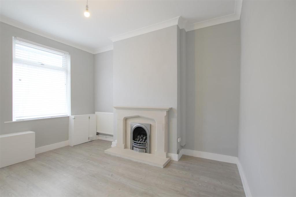 Kitchener Street, York, North Yorkshire 2 bed terraced house £950 pcm