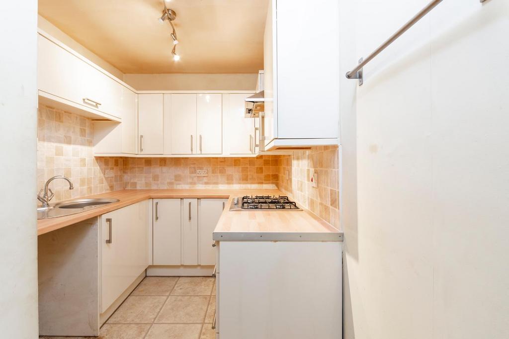 DAORDNALDER131 FG - Kitchen D.jpg