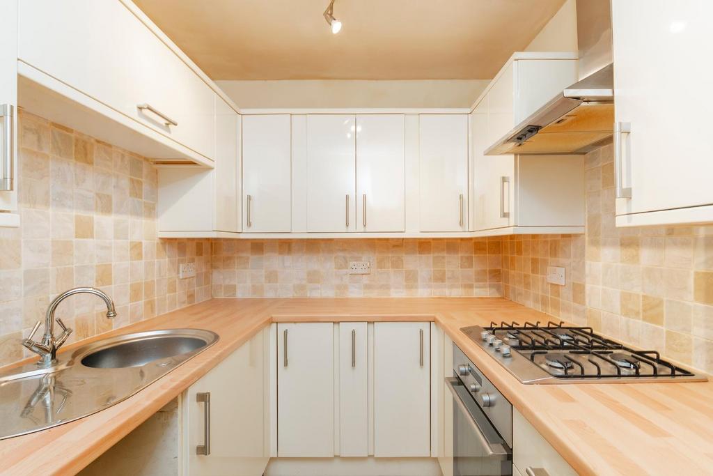 DAORDNALDER131 FG - Kitchen A.jpg