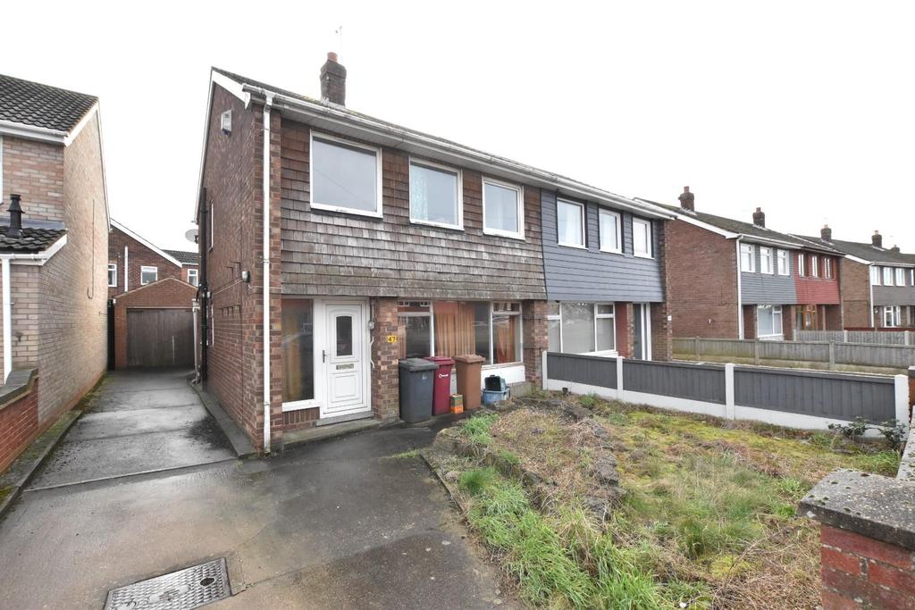 Ogilvy Drive, Scunthorpe 3 bed semidetached house £110,000