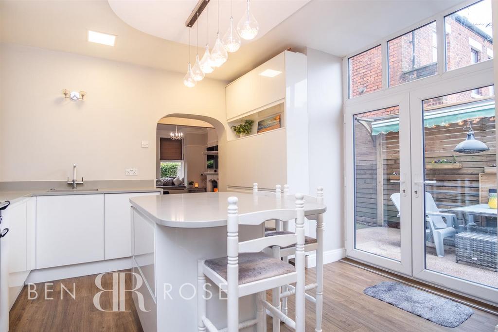 Kitchen/Breakfast Room