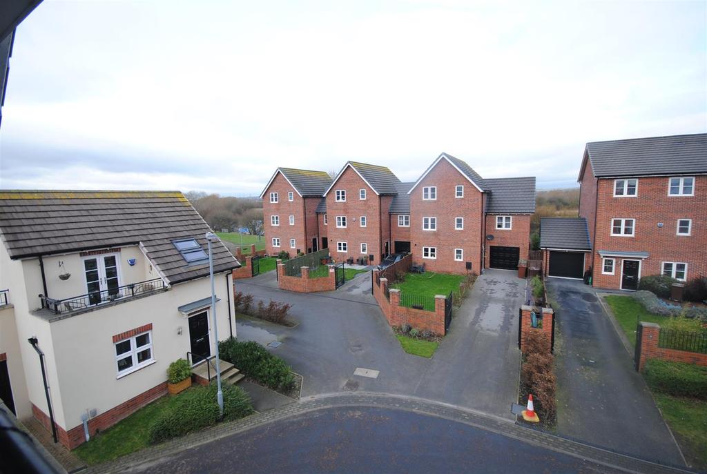 Riverside Way, Castleford 3 bed townhouse £239,950