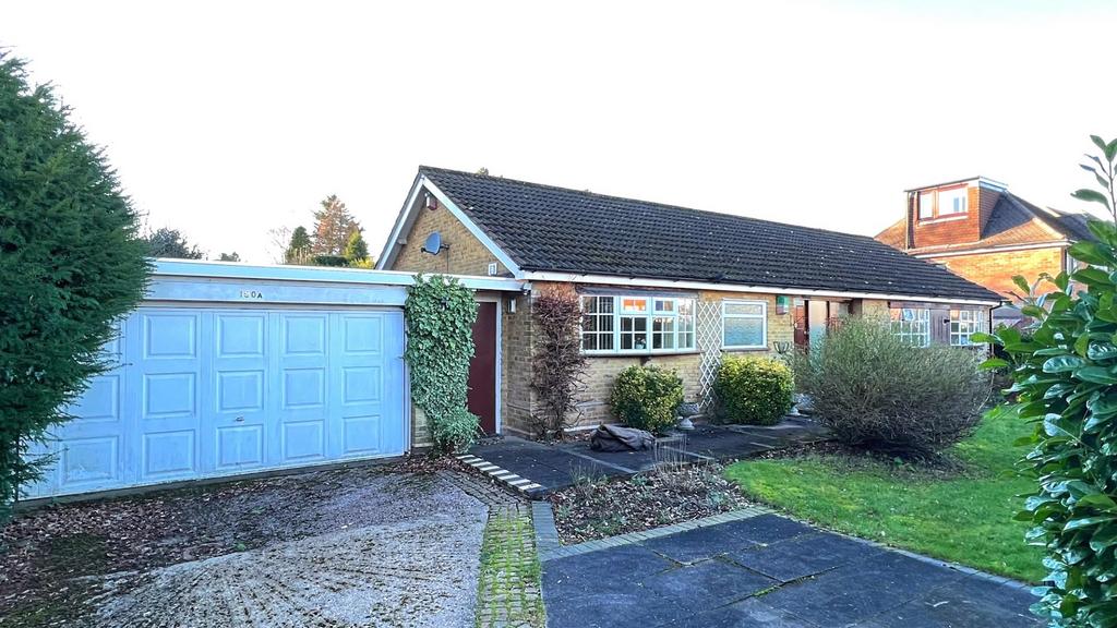 Blackberry Lane, Four Oaks 3 bed detached bungalow £460,000