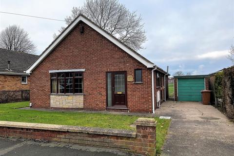 3 bedroom detached bungalow for sale - Guernsey Grove, Immingham, N.E Lincs, DN40 1RD
