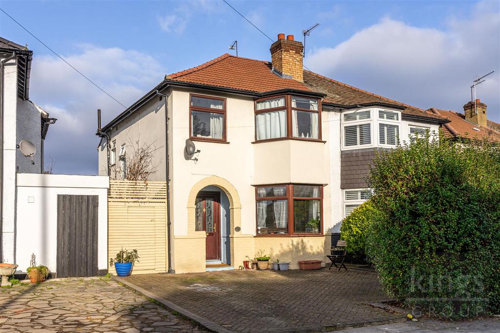 Green Street, Enfield 3 bed semidetached house £500,000