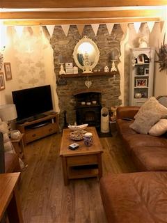 2 bedroom terraced house to rent, Fore Street, Grampound, Truro