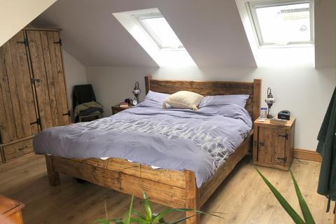 5 bedroom detached house to rent, Rectory Lane, Bedford, United Kingdom, MK45