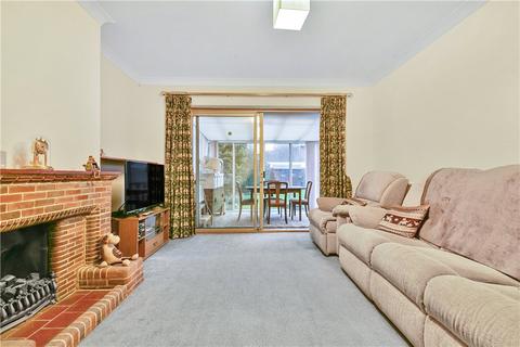 25 The Ridge, Twickenham, TW2 7NL