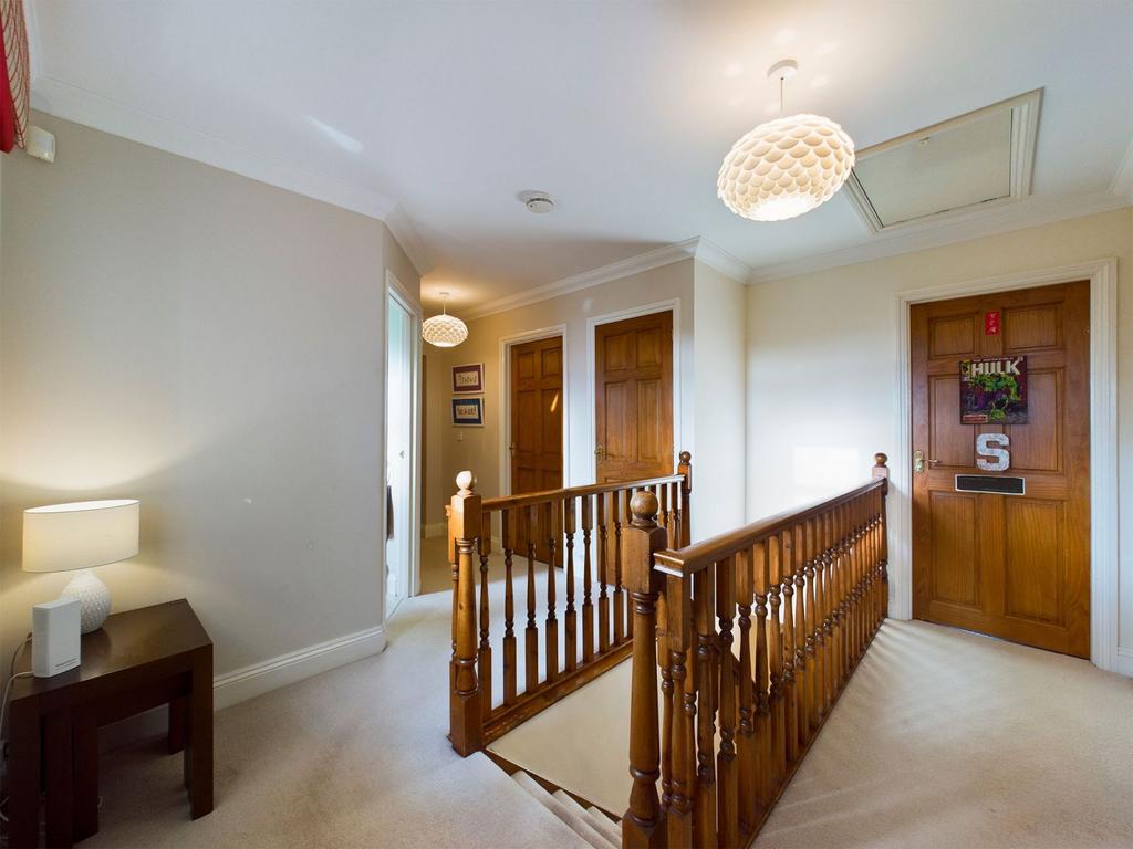 First floor galleried landing