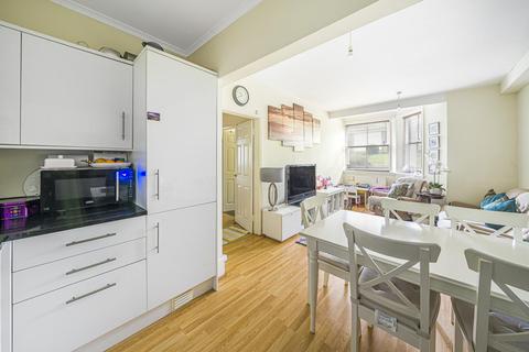 2 bedroom flat for sale - Maple Road, Surbiton