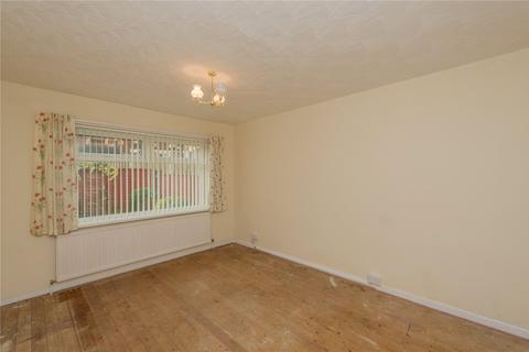 2 bedroom bungalow for sale - Muffit Lane, Gomersal, Cleckheaton, BD19
