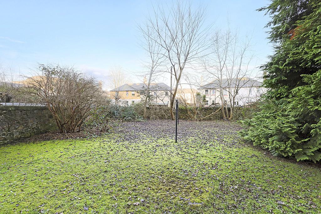 Communal Rear Garden