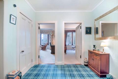 9 Hill Street, Crieff, PH7 3BU