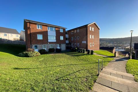 3 bedroom flat for sale, Valley View, Baildon, Shipley, West Yorkshire, UK, BD17