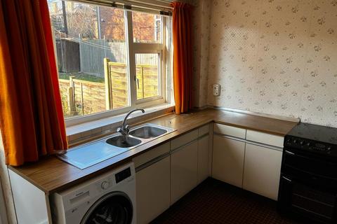 2 bedroom terraced house to rent, 2 Bed – Jeremy Close, Leicester, LE4 5DX. £950 PCM
