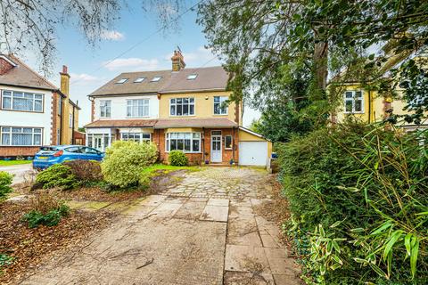 4 bedroom semi-detached house for sale, Southbourne Gardens, Westcliff-on-sea, SS0