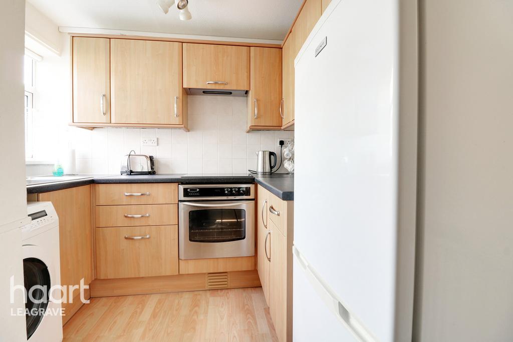 Fairfax Avenue, Luton 2 bed £225,000