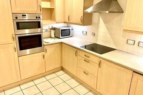 2 bedroom apartment to rent, HIGHFIELD, SO17